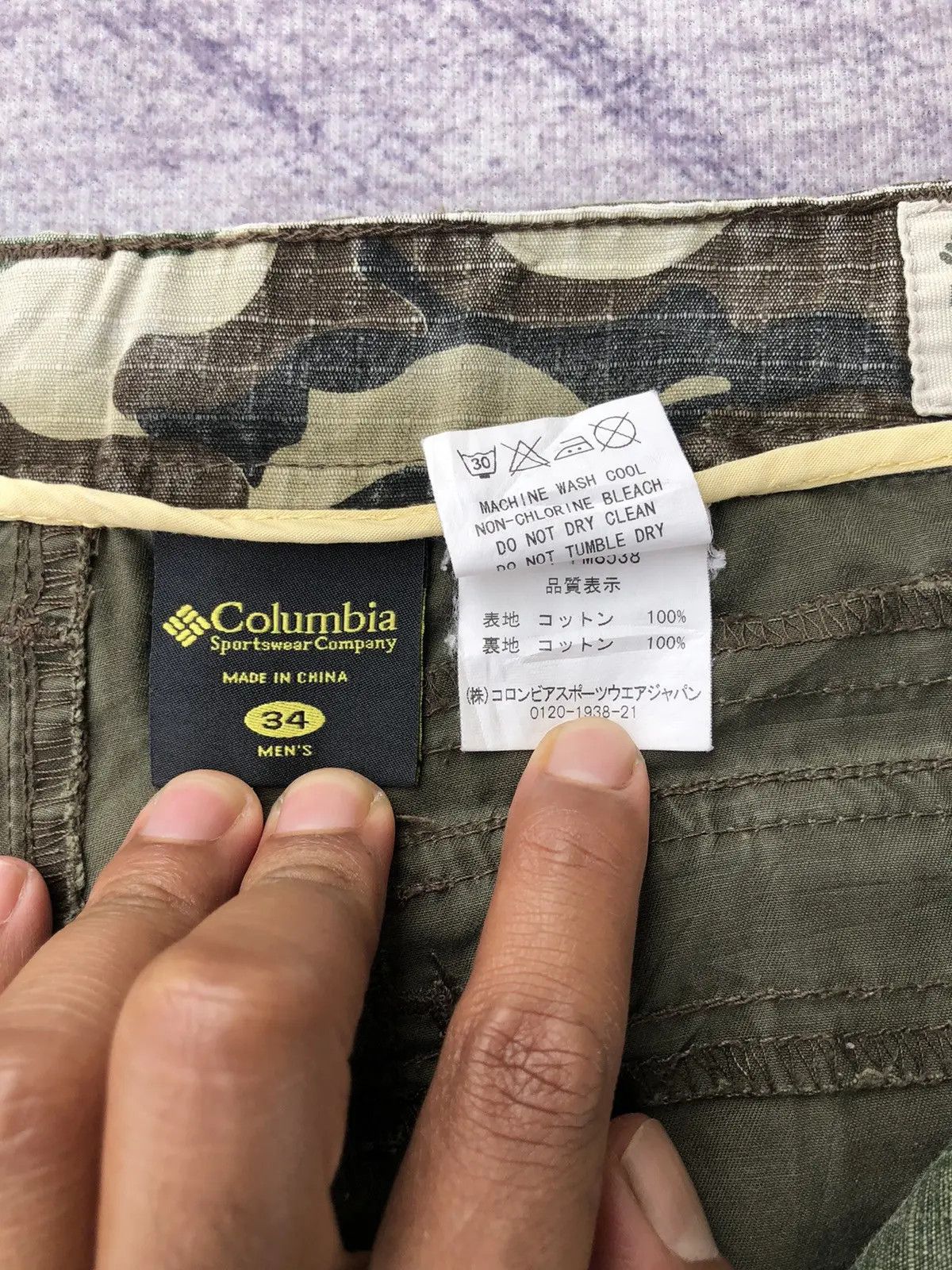 Japanese Brand Columbia Green Cargo Multi-Pocket Tectical Pants Size US 33 - 12 Thumbnail