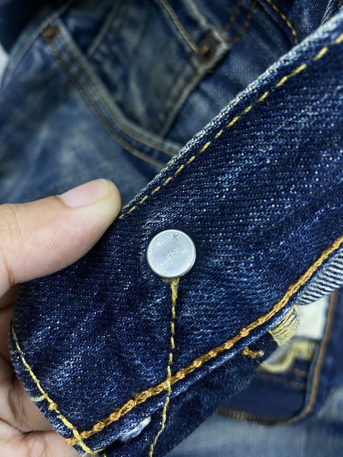 Levi's Vintage Levi’s 502 Distressed Denim Jeans Size US 33 - 14 Thumbnail