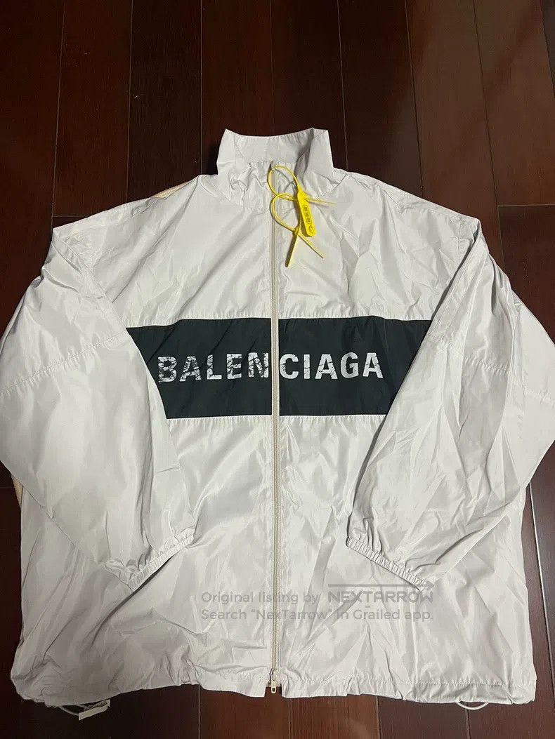 Balenciaga Balenciaga Windbreaker, size L Size US L / EU 52-54 / 3 - 1 Thumbnail