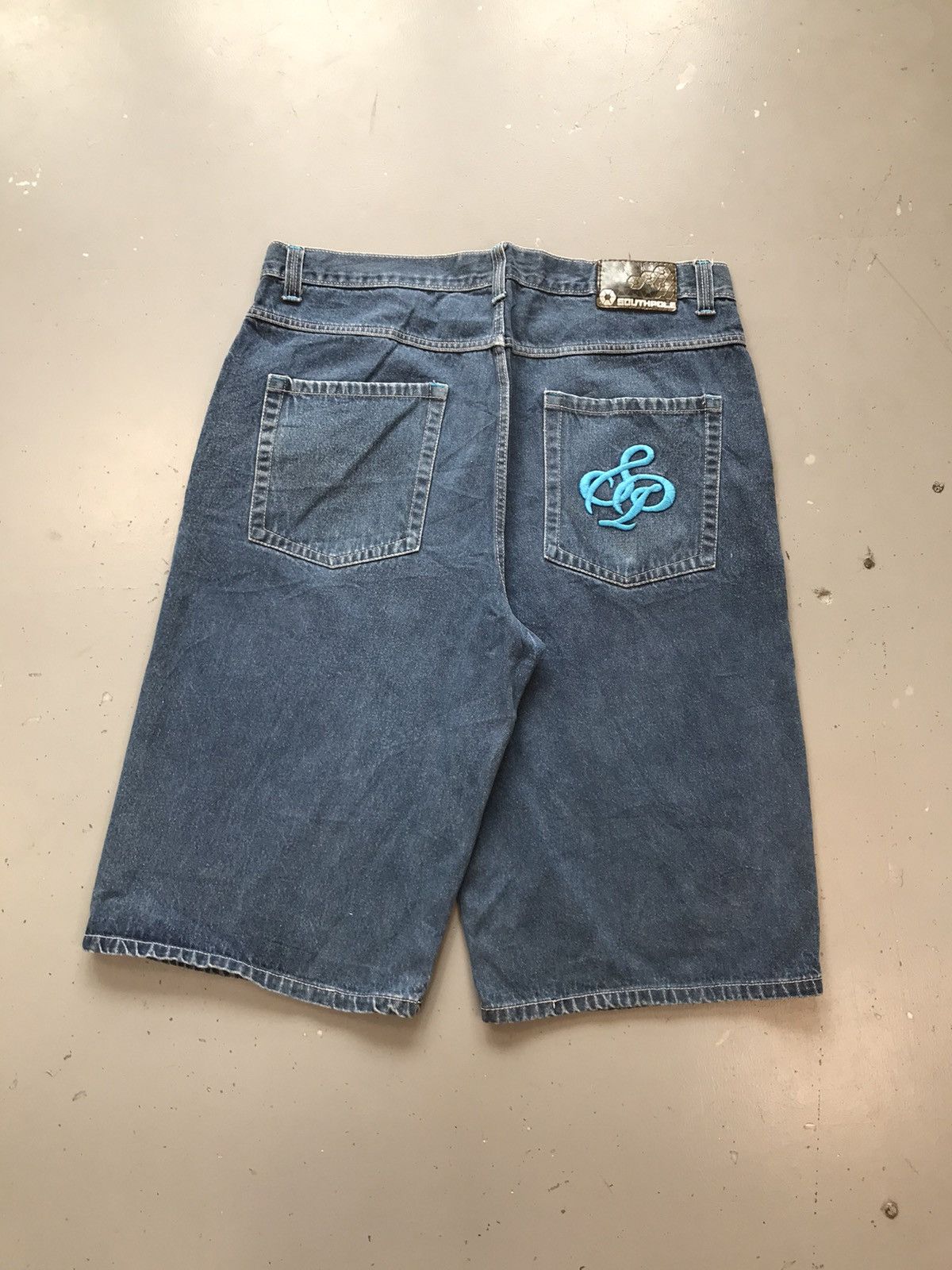 Southpole × Vintage Vintage SouthPole logo embroidered denim jort Size US 40 / EU 56 - 1 Thumbnail