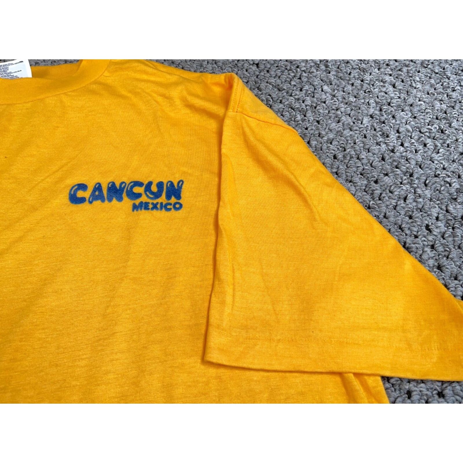 Vintage VINTAGE Cancun Mexico T-Shirt Adult One Size (2XL) Gold Yellow Single Stitch Y2K Size US XXL / EU 58 / 5 - 4 Thumbnail