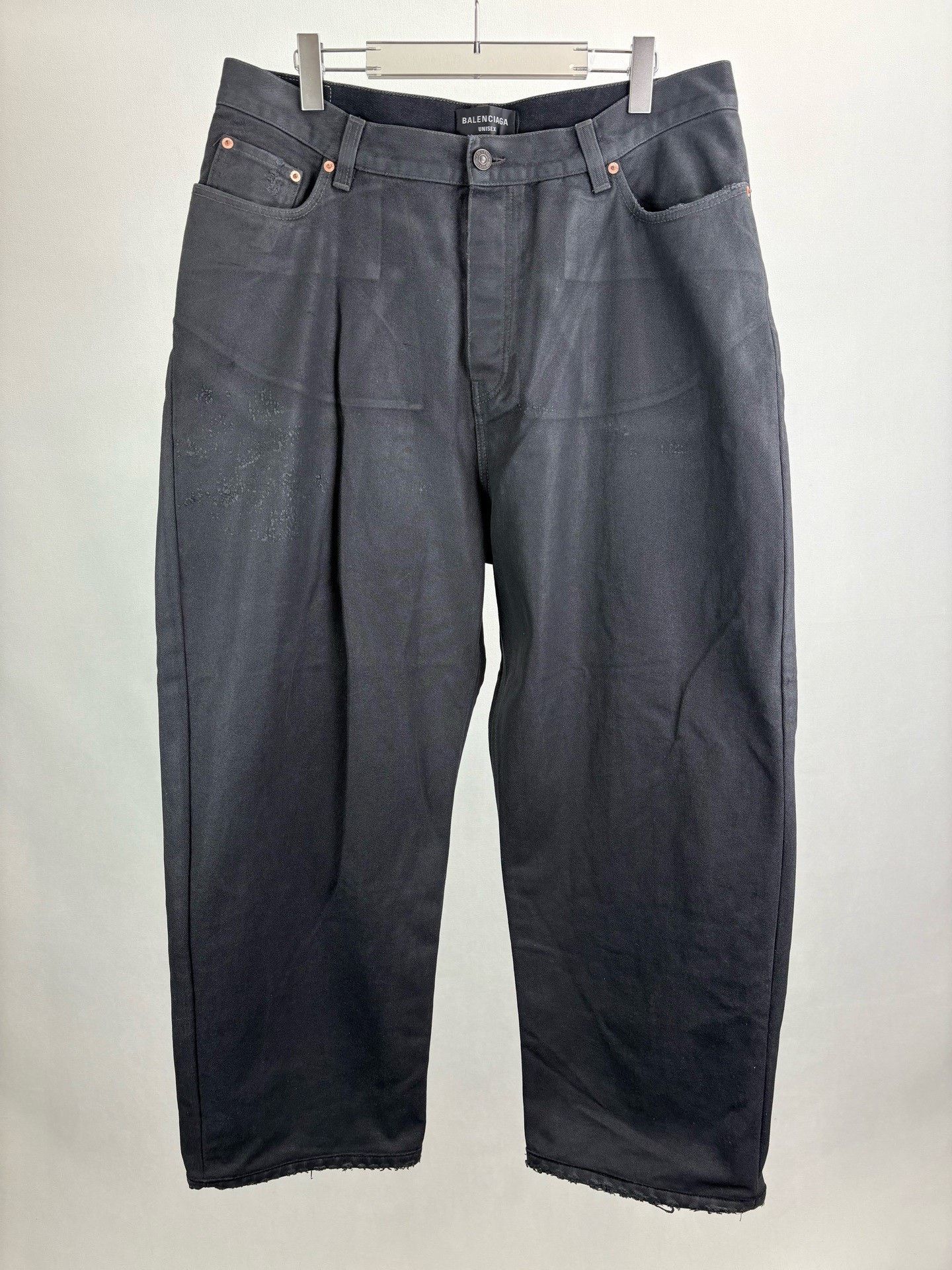 Balenciaga Balenciaga Baggy Distressed Jeans Size US 29 - 1 Thumbnail