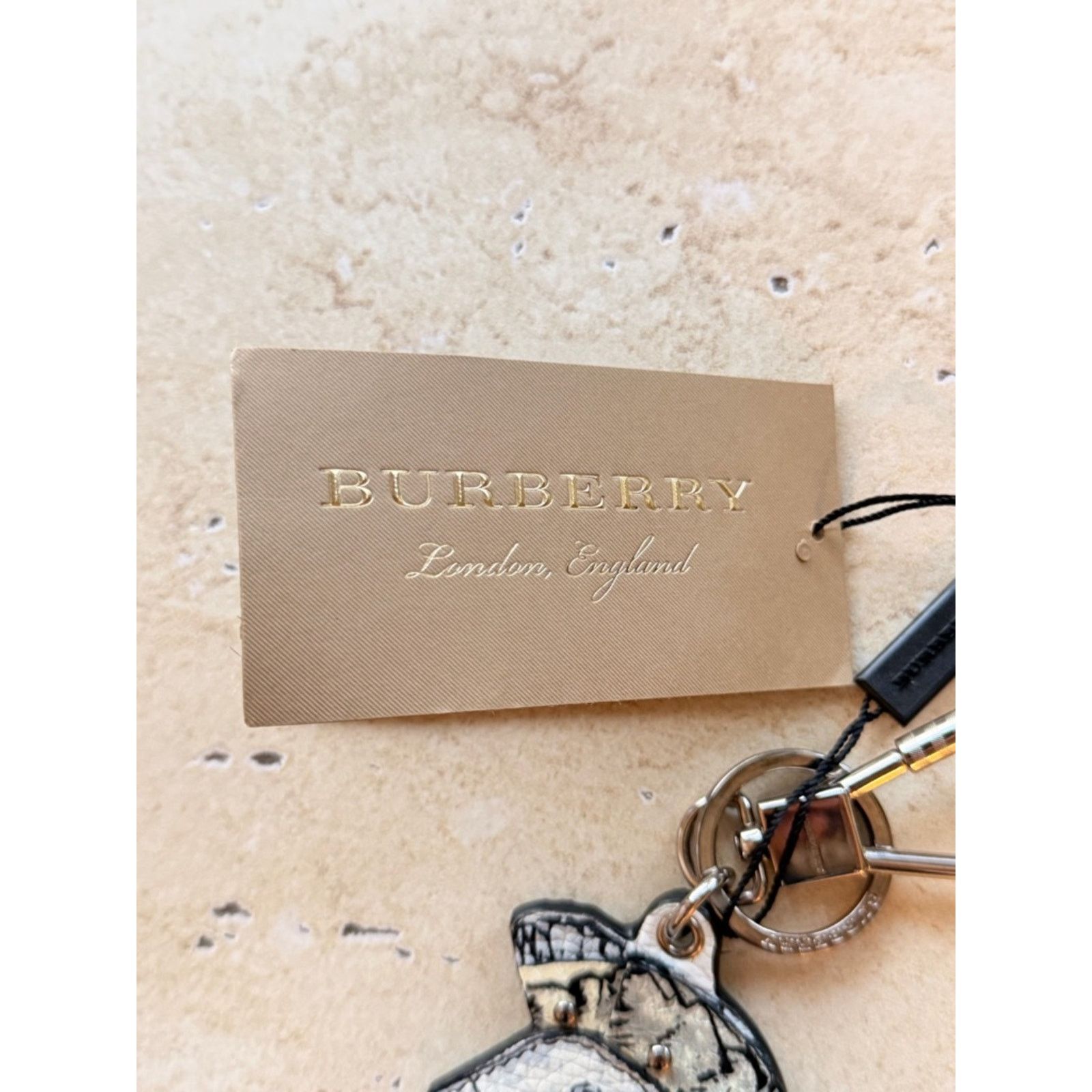 Burberry NWT Burberry Helmet Charm Black and White Keychain Silver Size ONE SIZE - 4 Thumbnail