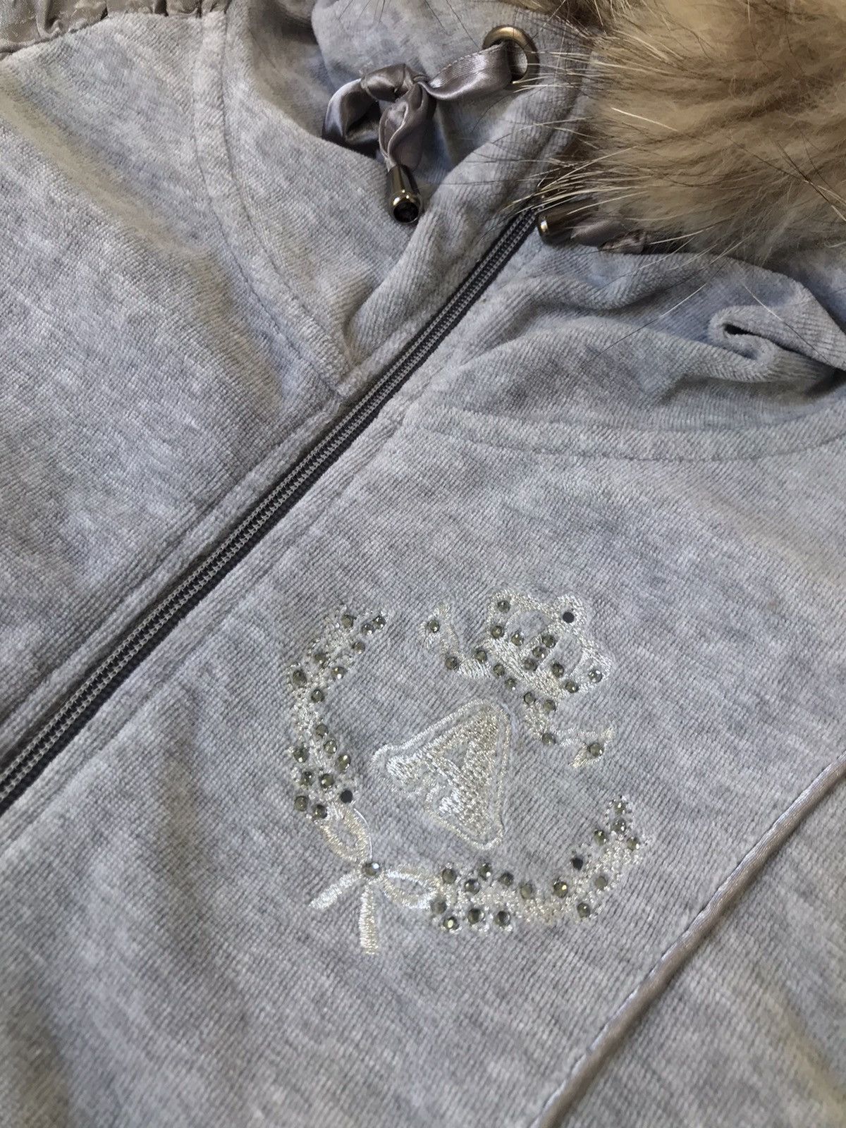 Beauty Beast Arena Velvet zup fur Hoodie Lgb ifsix gothic style Size US M / EU 48-50 / 2 - 4 Thumbnail