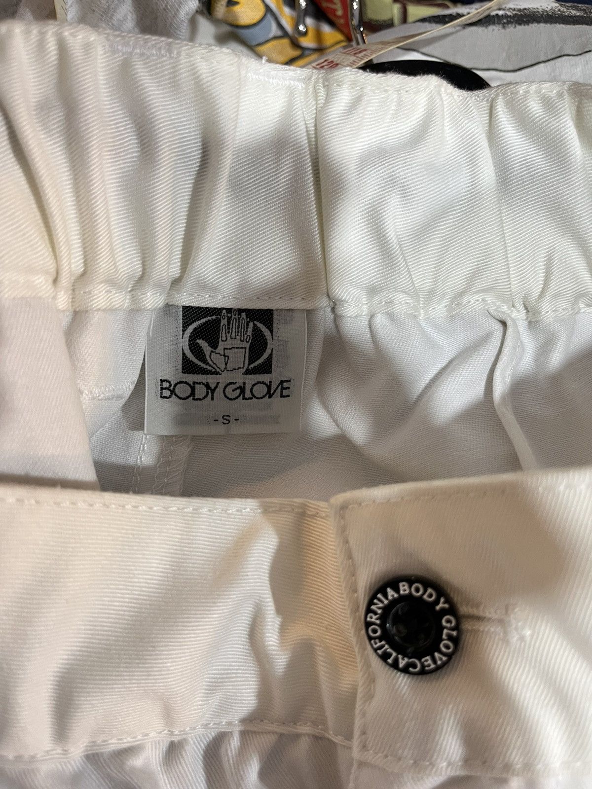 Body Glove Body Glove Shorts Pants Logo Y2K Size US 28 / EU 44 - 5 Thumbnail