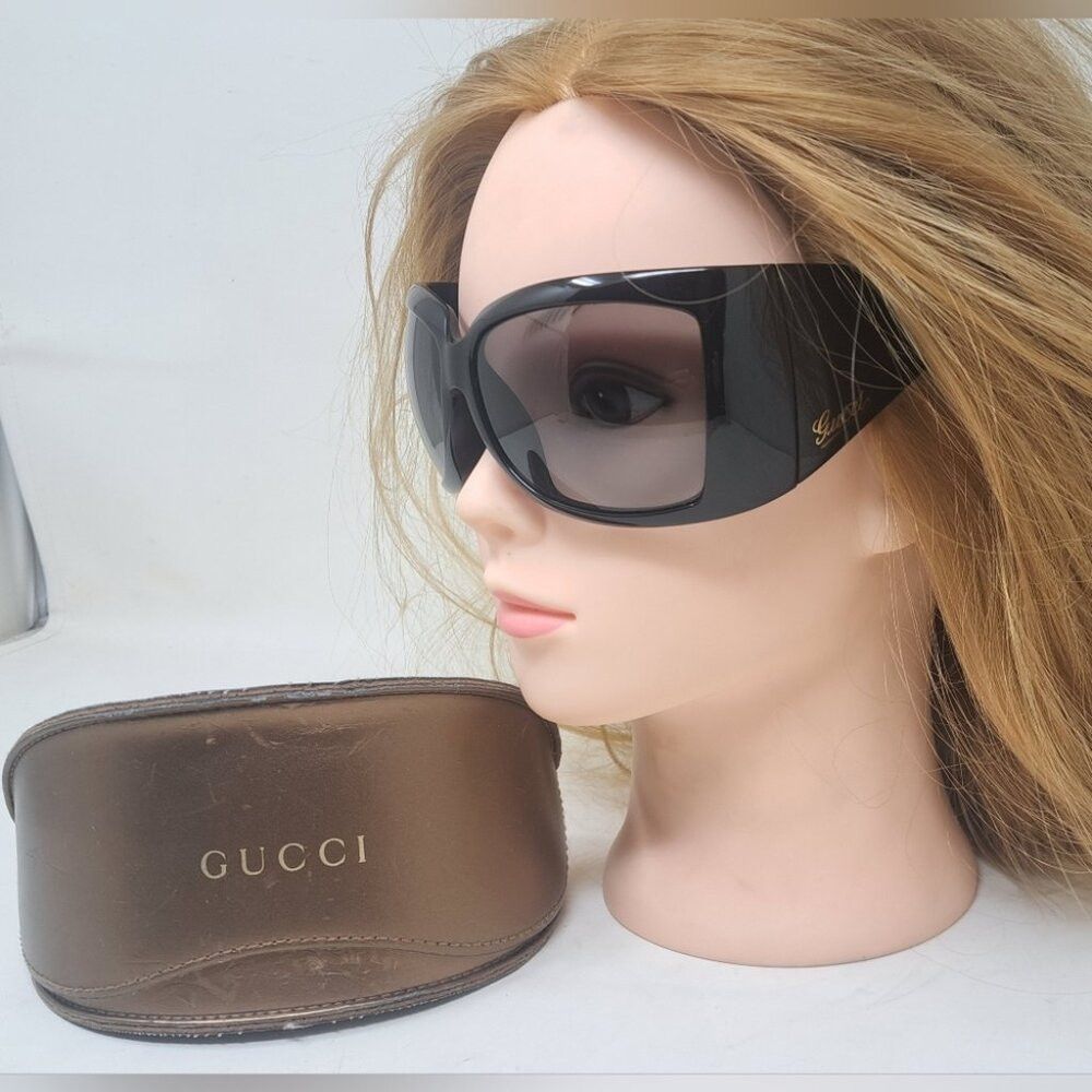 GUCCI sunglasses vintage y2k oval blue GUCCI sunglasses vintage y2k