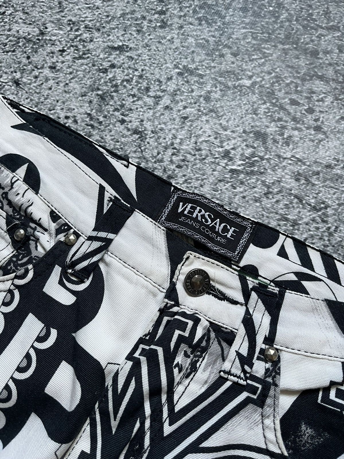 Versace × Versace Jeans Couture × Versus Versace 80’s New York City all print denim jeans pants rare archive Size 31" - 11 Thumbnail
