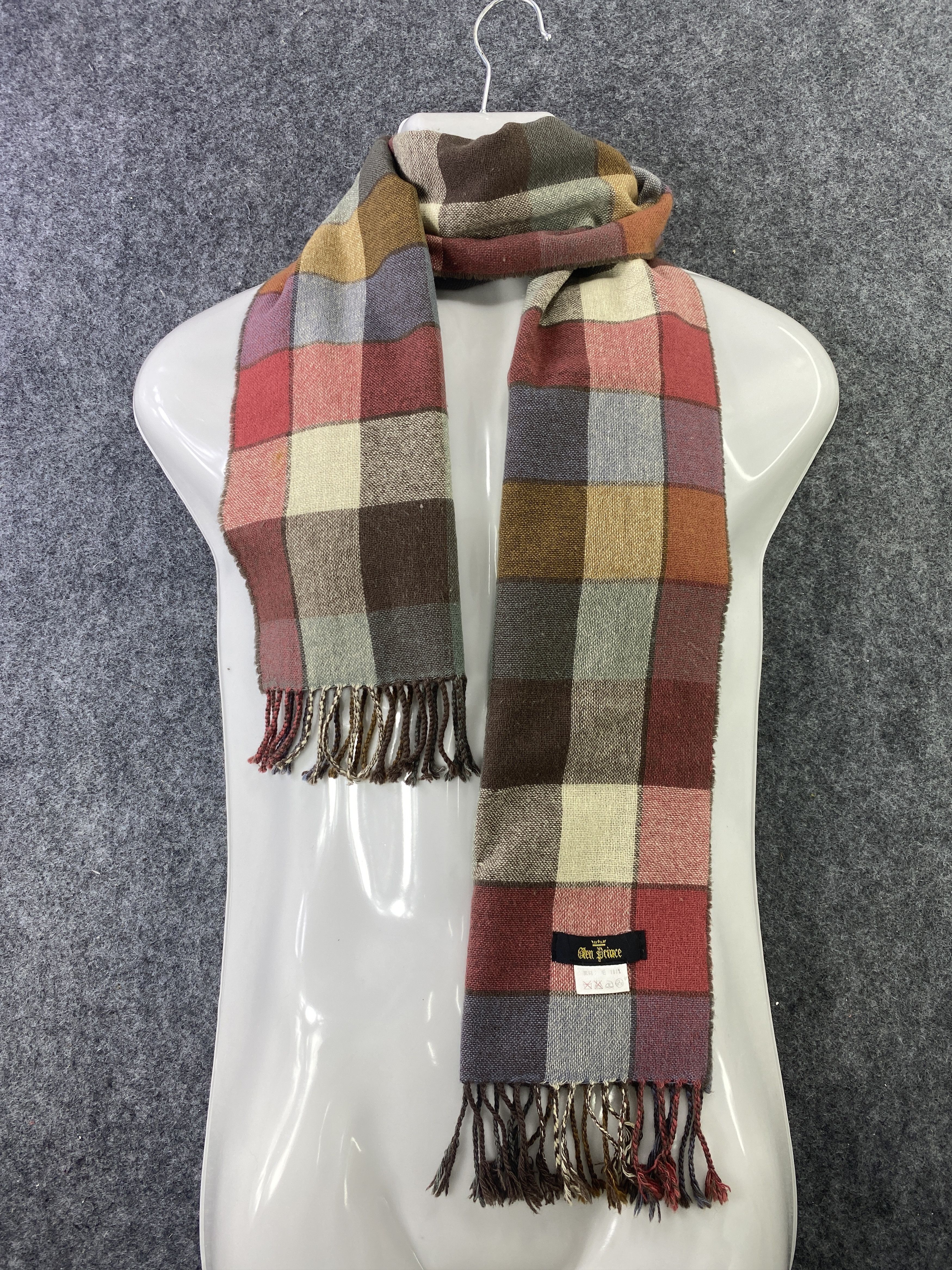 Designer GLEN PRINCE Scarf / Muffler / Neckwear -T307 Size ONE SIZE - 1 Thumbnail