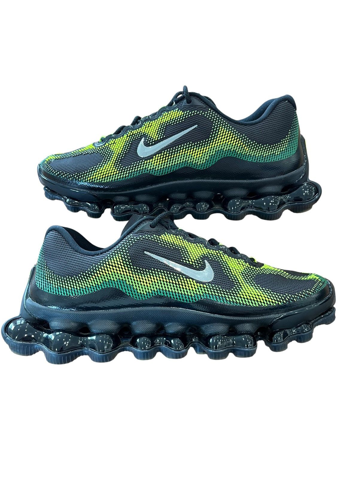 Nike Nike Air Liquid Max Black Green Apple Size US 10.5 / EU 43-44 - 2 Thumbnail
