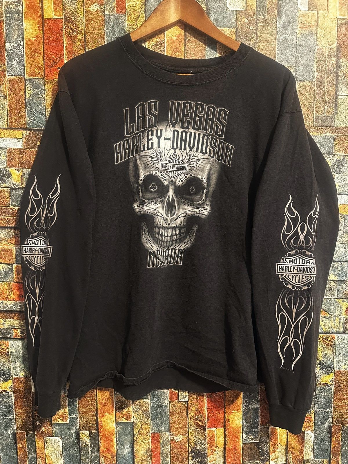 Harley Davidson Harley davidson skull flames longsleeve size Large