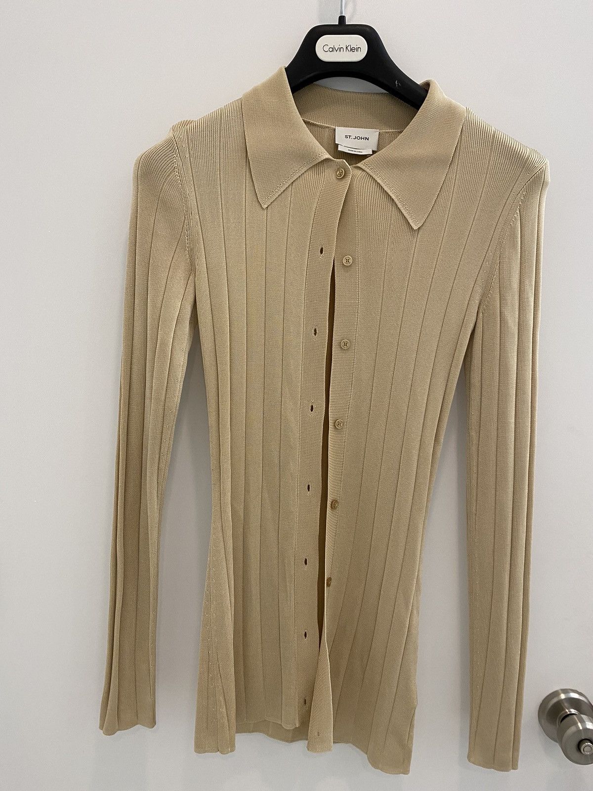 image of St John Couture Women’S St.john Buttoned Long Silky Shirt in Beige, Women's (Size Small)