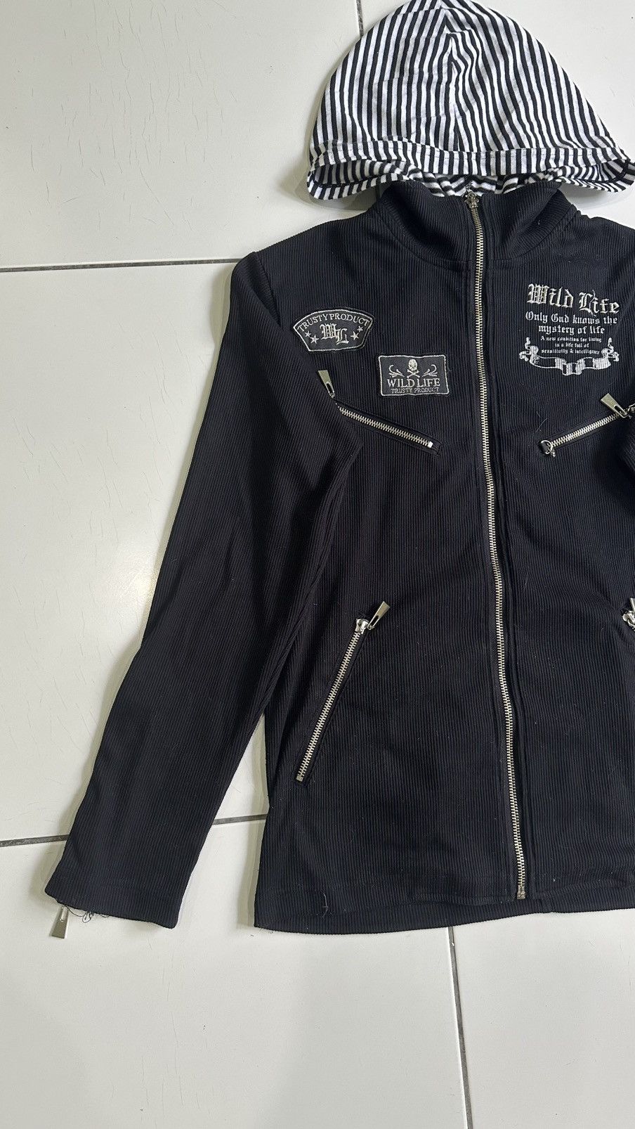 Other WilDlife trusty product black hoodie Size US M / EU 48-50 / 2 - 2 Thumbnail