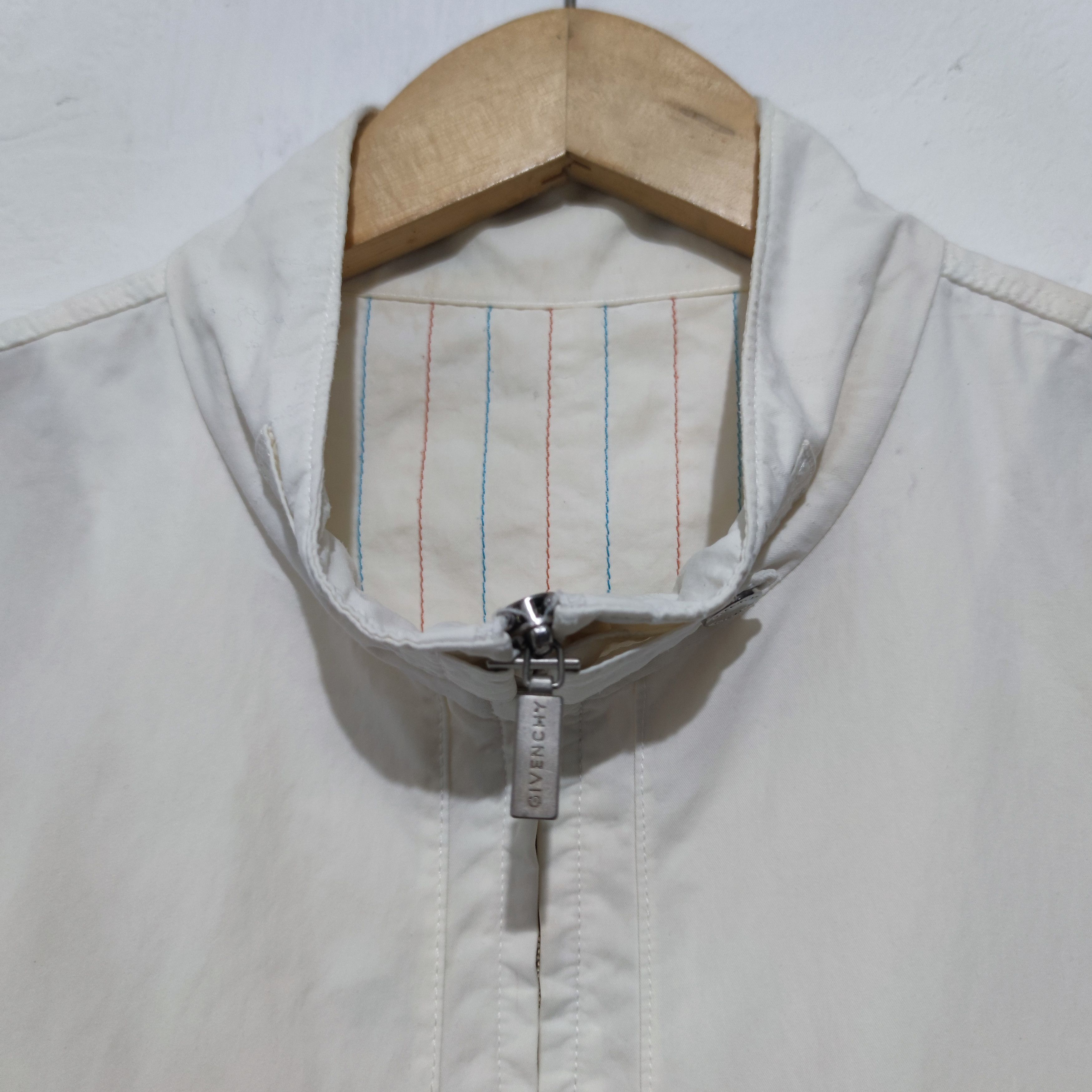 Givenchy × Vintage Light Jacket Vintage Size US M / EU 48-50 / 2 - 5 Thumbnail