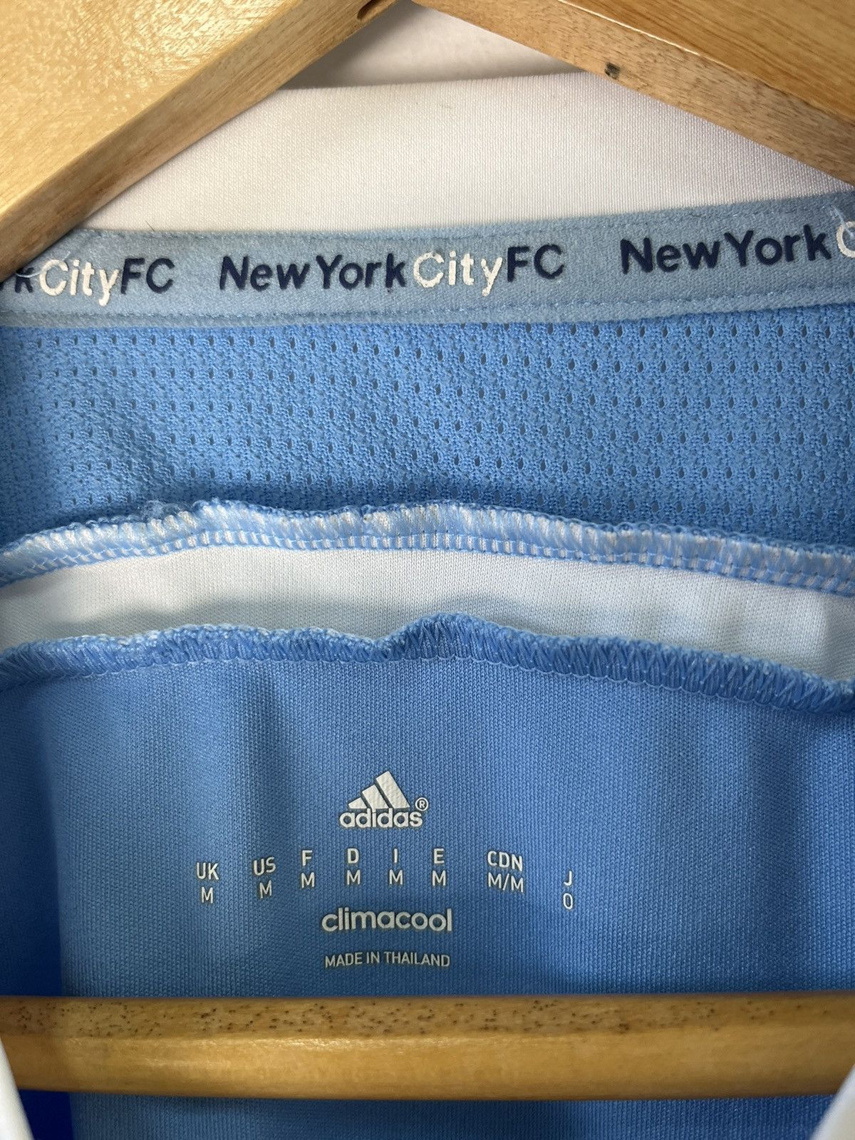 Adidas NEW YORK CITY 2017 2018 HOME FOOTBALL SOCCER JERSEY ADIDAS Size US M / EU 48-50 / 2 - 7 Thumbnail
