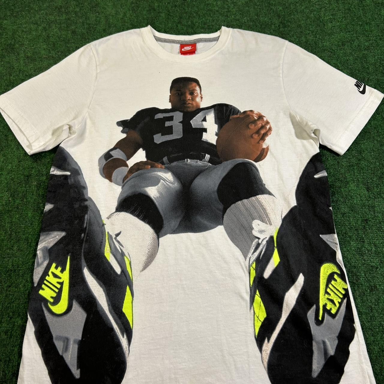 NFL Vintage Nike Bo Jackson “Bo All Over You” AOP Size Medium Size US M / EU 48-50 / 2 - 3 Thumbnail