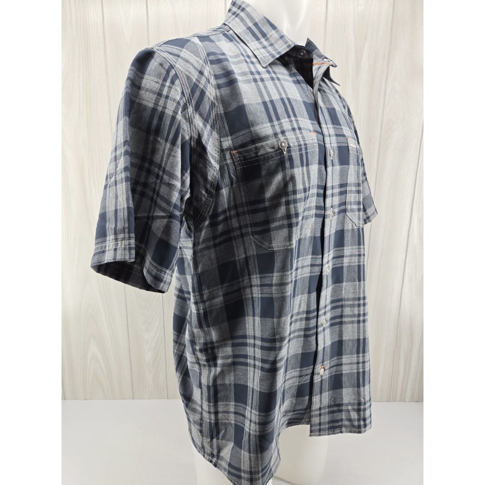Orvis Orvis Active Fit Button Up Short Sleeve Shirt Blue Plaid Large Polyester Men’s Pepperdine? Size US L / EU 52-54 / 3 - 6 Thumbnail