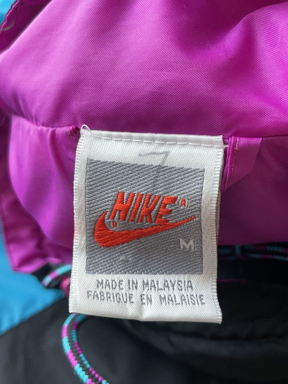Nike Vintage 80's Nike Windbreaker Jacket Y2K Size US M / EU 48-50 / 2 - 8 Thumbnail