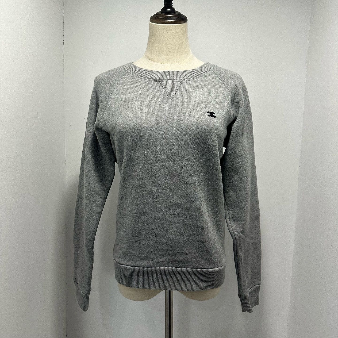 Celine Celine Triomphe Logo Sweatshirt Size XS Size XS / US 0-2 / IT 36-38 - 1 Thumbnail