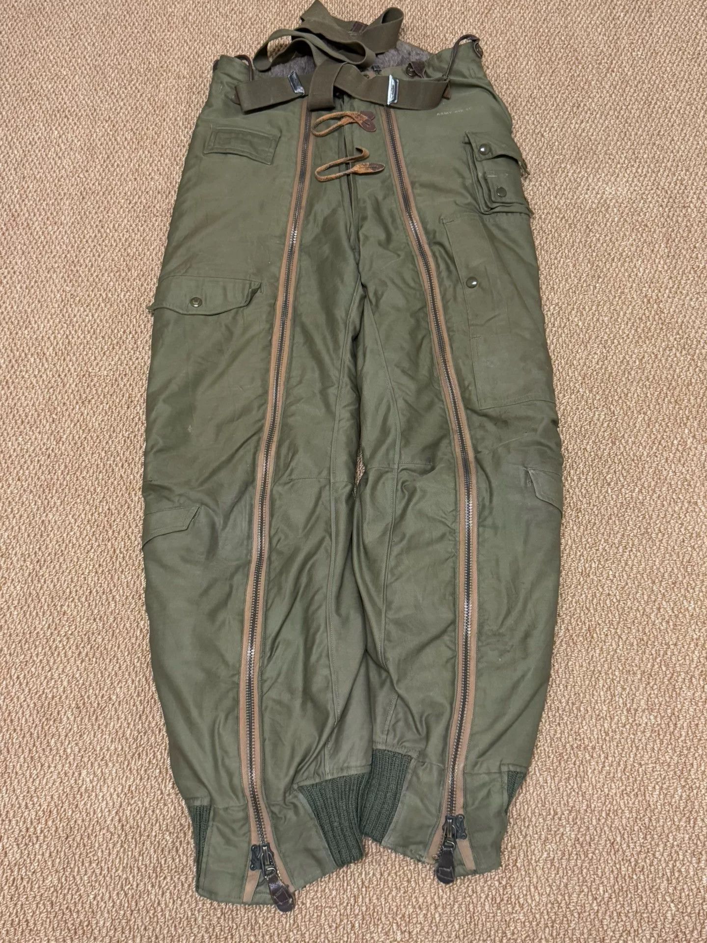 Japanese Brand USAF A-11A Flight Pants Size 30 Size US 30 / EU 46 - 1 Thumbnail