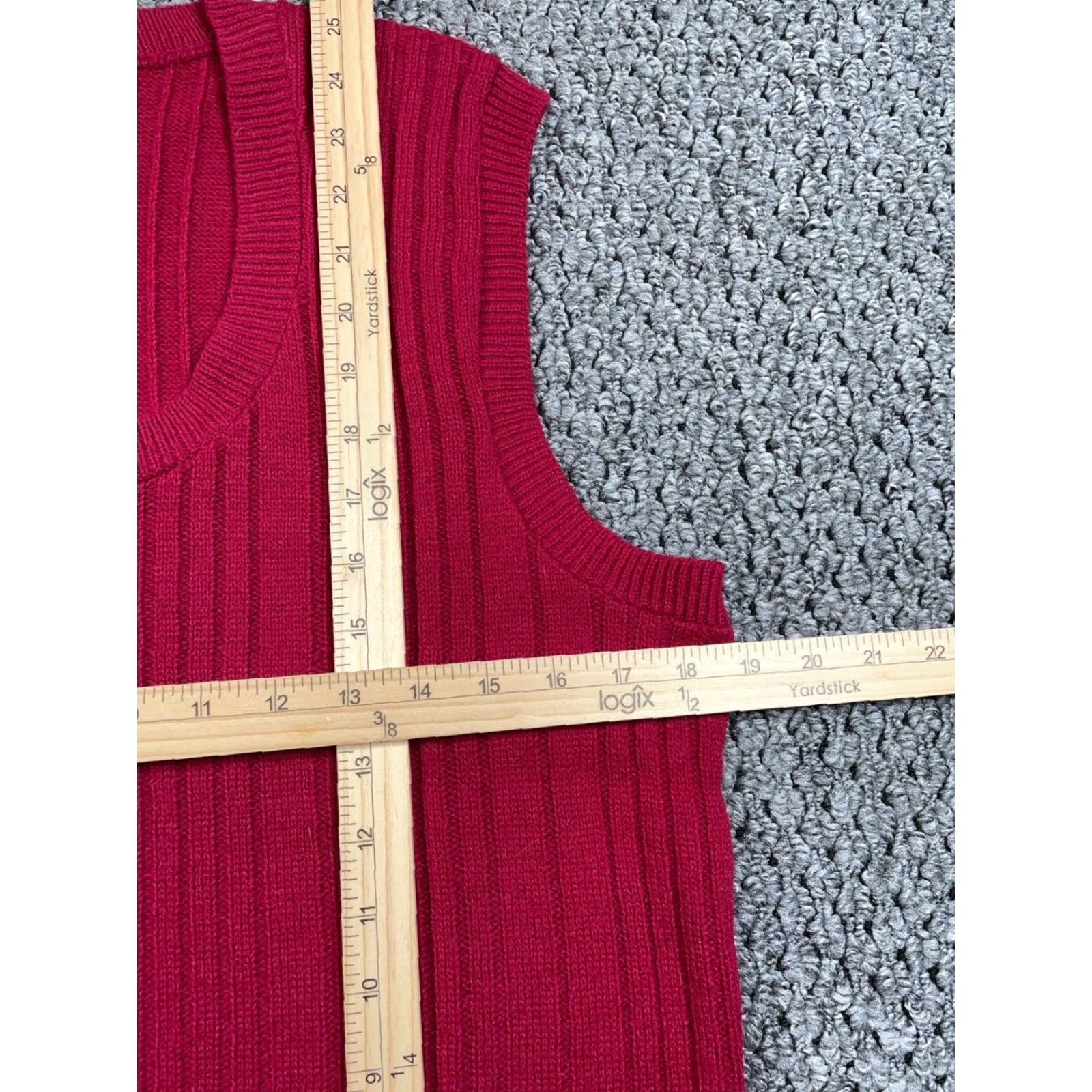 McGregor VINTAGE McGregor Sweater Vest Shirt Adult Medium Red U-Neck Pullover Knit USA Tag 70s 80s Retro Mens Size US M / EU 48-50 / 2 - 5 Thumbnail