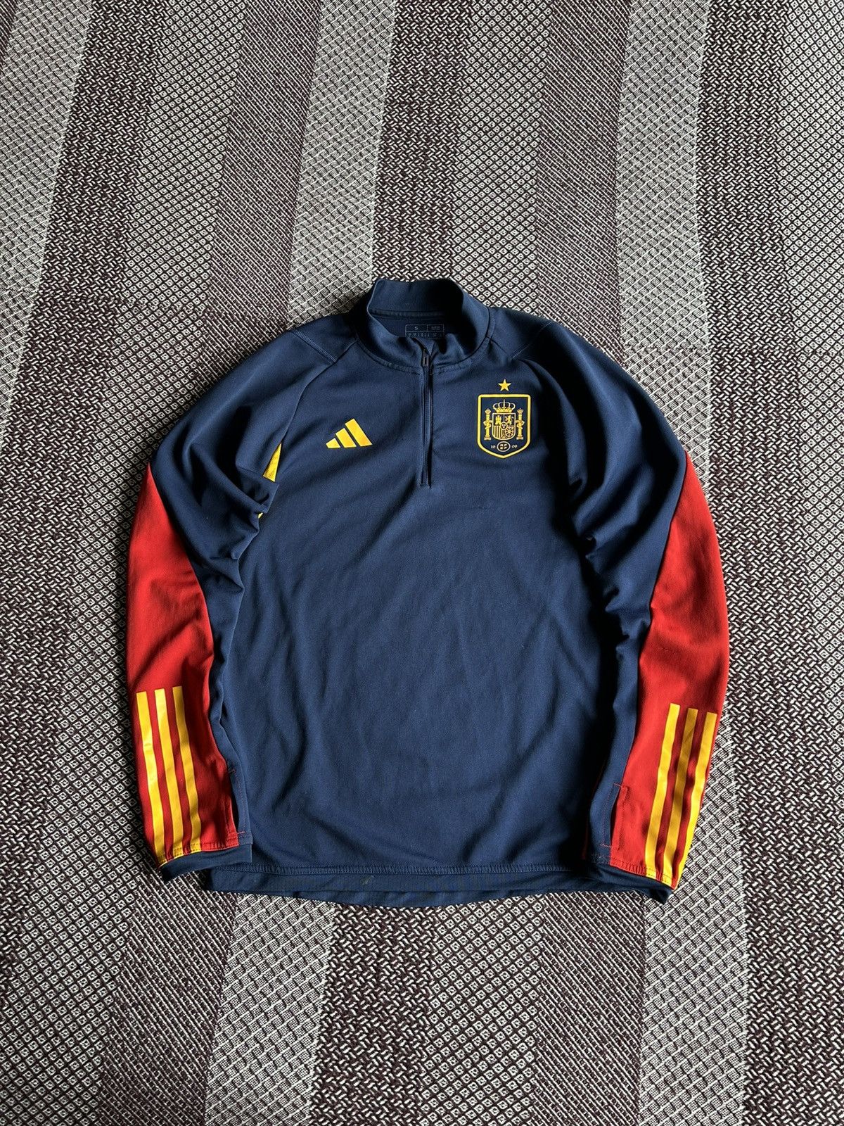 Adidas Spain Training Top Long Sleeve Soccer Jersey Size S Size US S / EU 44-46 / 1 - 1 Thumbnail