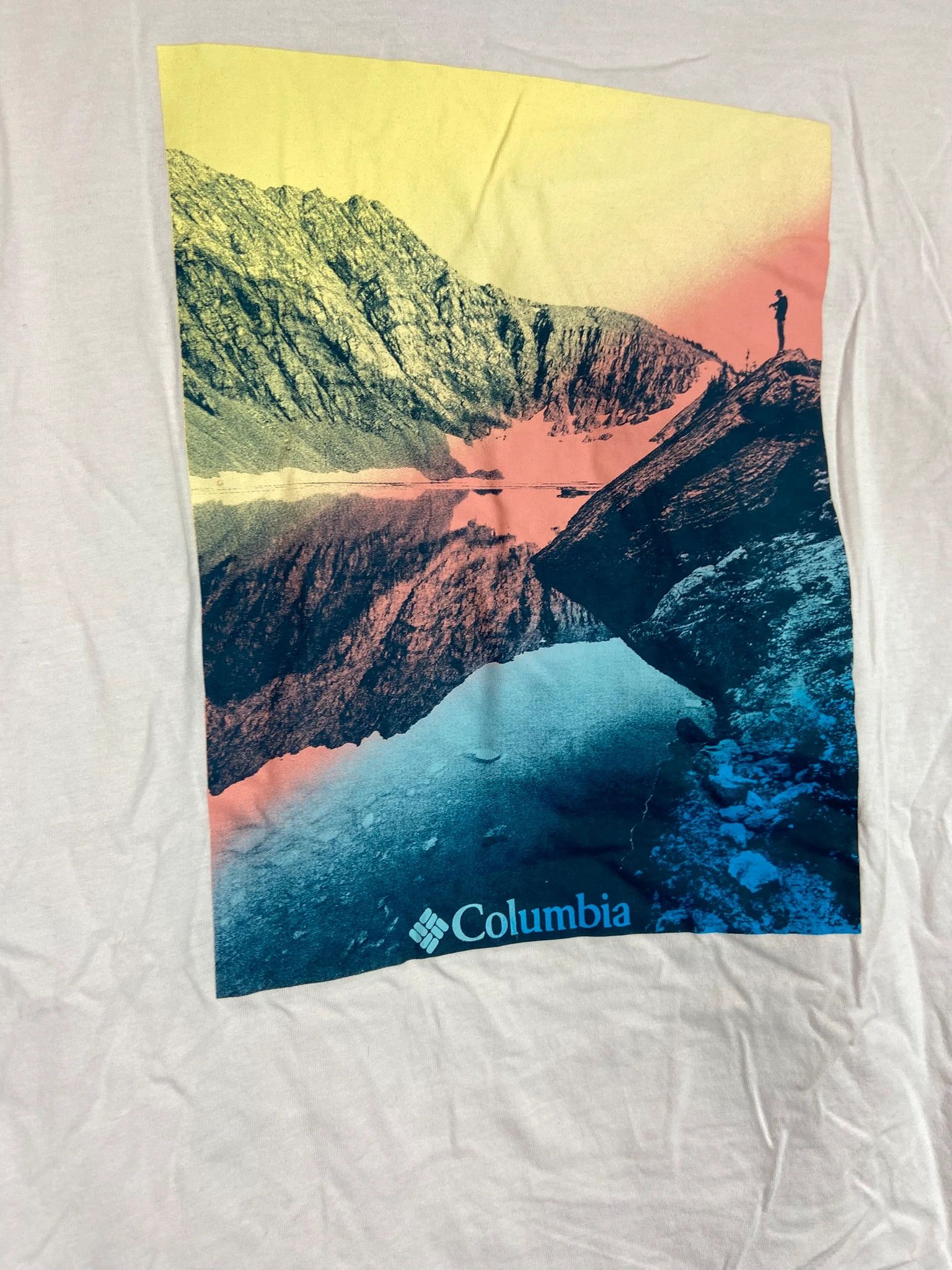 Columbia Columbia Mountain Tee – Pastel Pink Landscape Print (L) Size US L / EU 52-54 / 3 - 2 Thumbnail