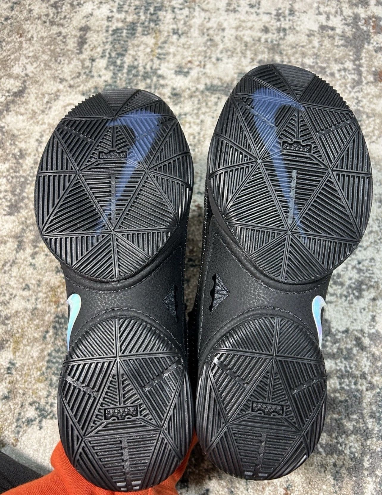 Nike Nike LeBron 22 Black Label Size US 9 / EU 42 - 5 Thumbnail
