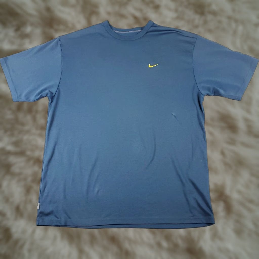 Nike NIKE T-Shirt Mens XL Blue Swoosh Casual Short Sleeve Adult Regular Size XL Cotton Blend Logo Graphic 90s Modern Sports Mens Size US XL / EU 56 / 4 - 1 Thumbnail