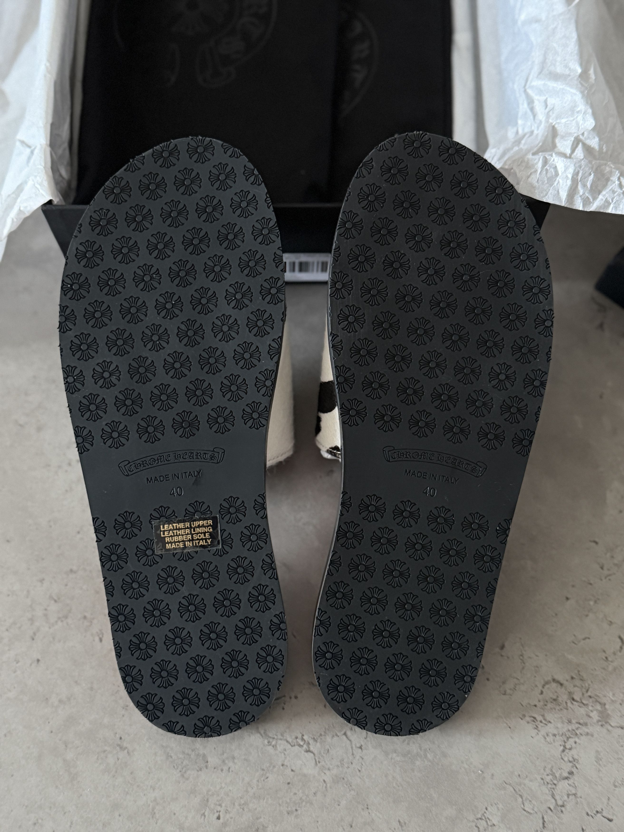 Chrome Hearts Chrome hearts Red patch cow slides Size US 7 / EU 40 - 8 Thumbnail