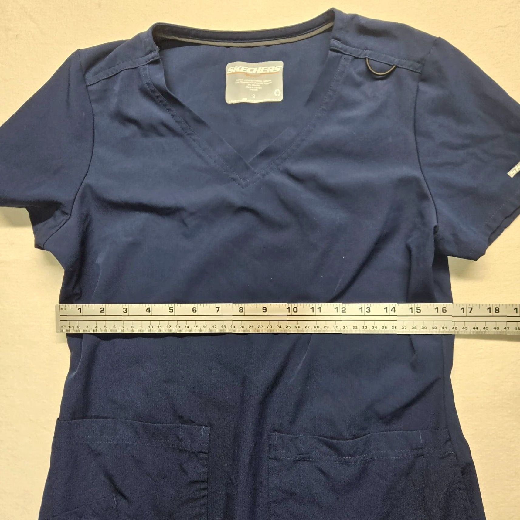 SKECHERS VINTAGE Skechers Solid Blue Nurse Scrub Top Adult Women Small Medical-themed Healthcare Apparel Size S / US 4 / IT 40 - 3 Thumbnail