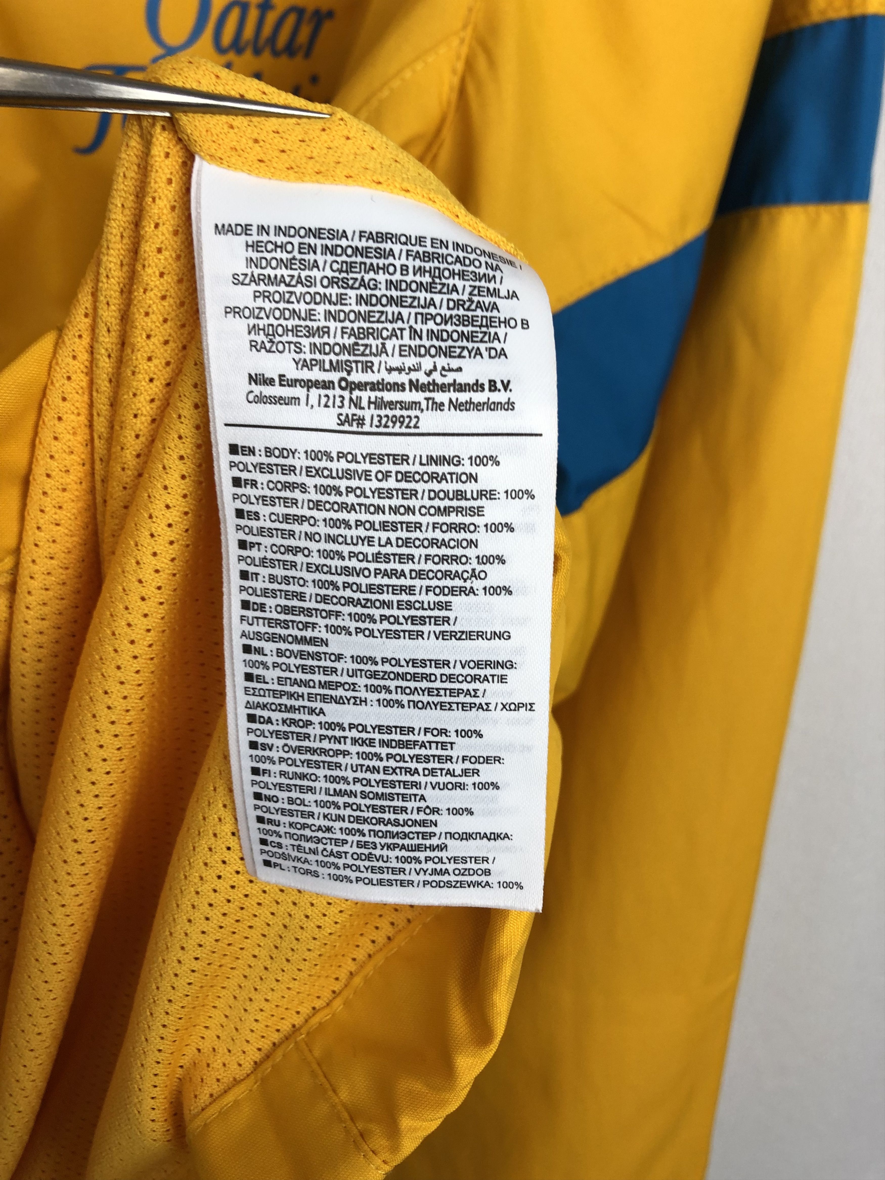 Nike Vintage Nike Barcelona Football Jacket Soccer Track Top Mens Size US M / EU 48-50 / 2 - 5 Thumbnail