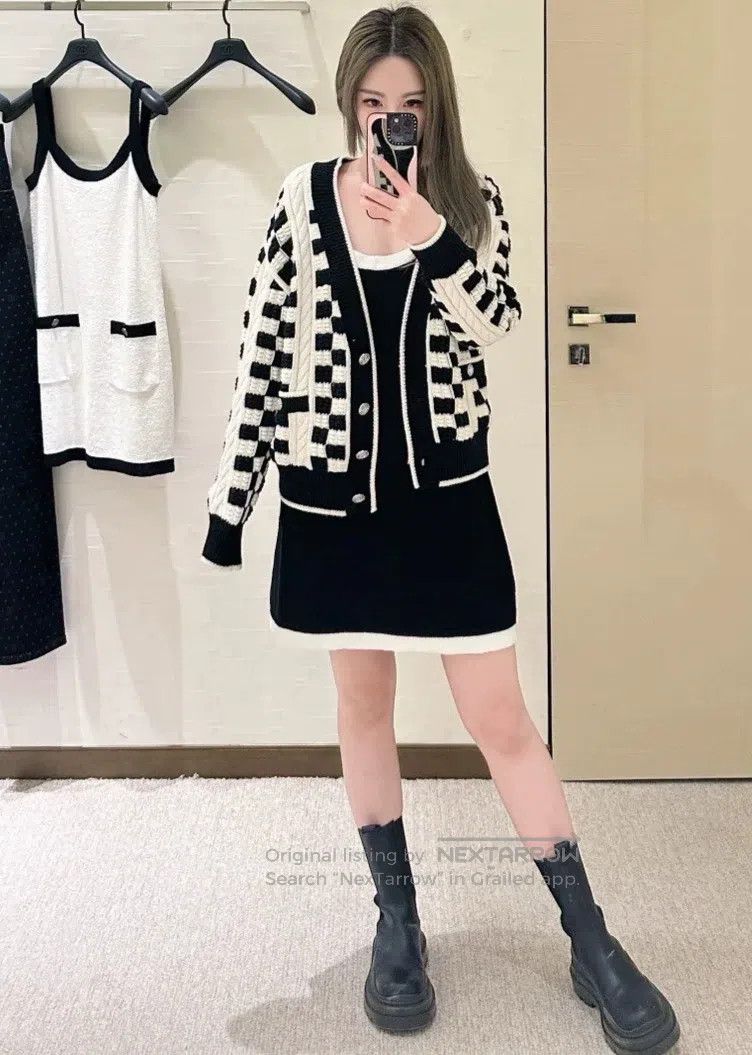 Chanel Chanel 23C early spring vacation black and white colour bl Size XS / US 0-2 / IT 36-38 - 2 Thumbnail