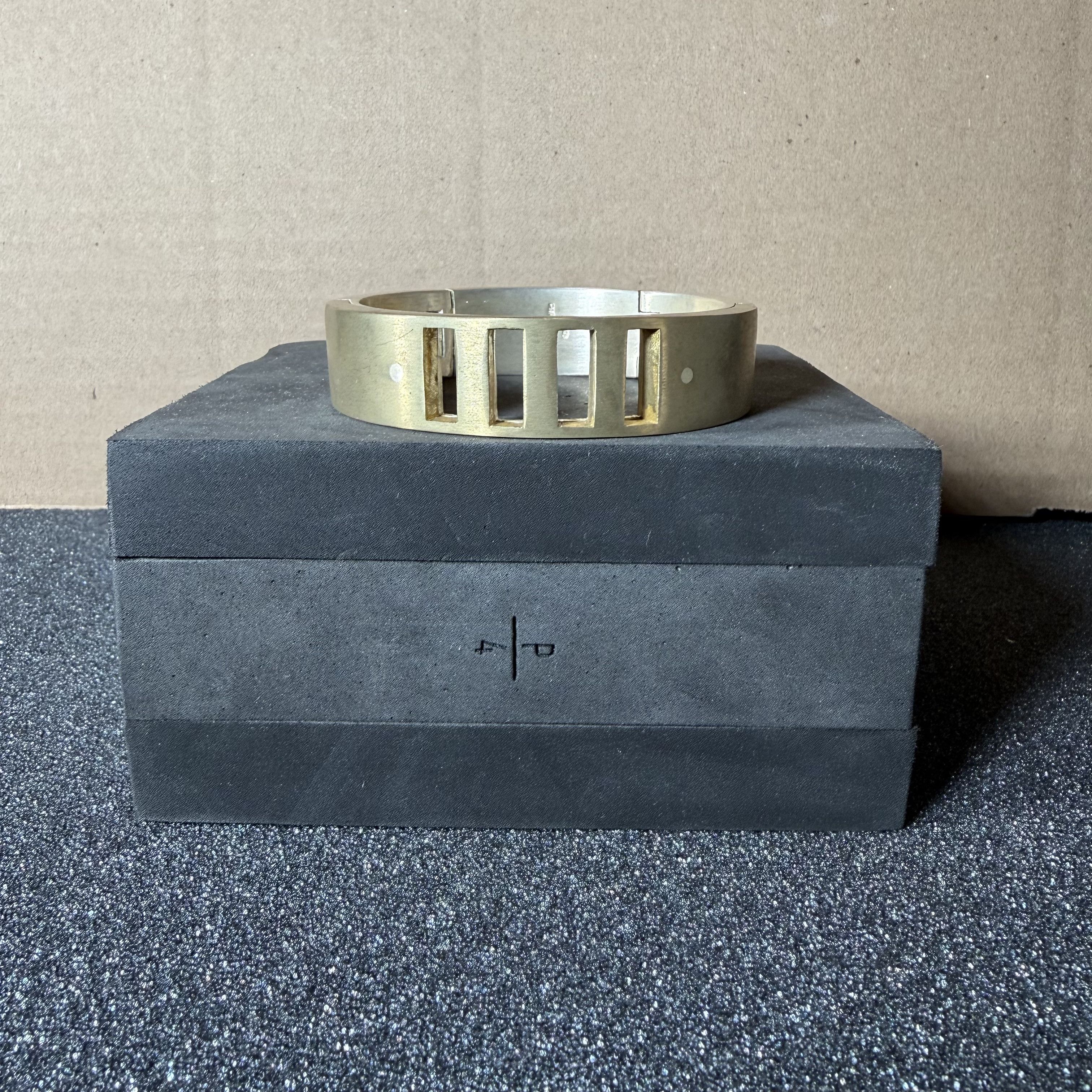 Sistema Bracelet v2 (4-Bar Punchout)