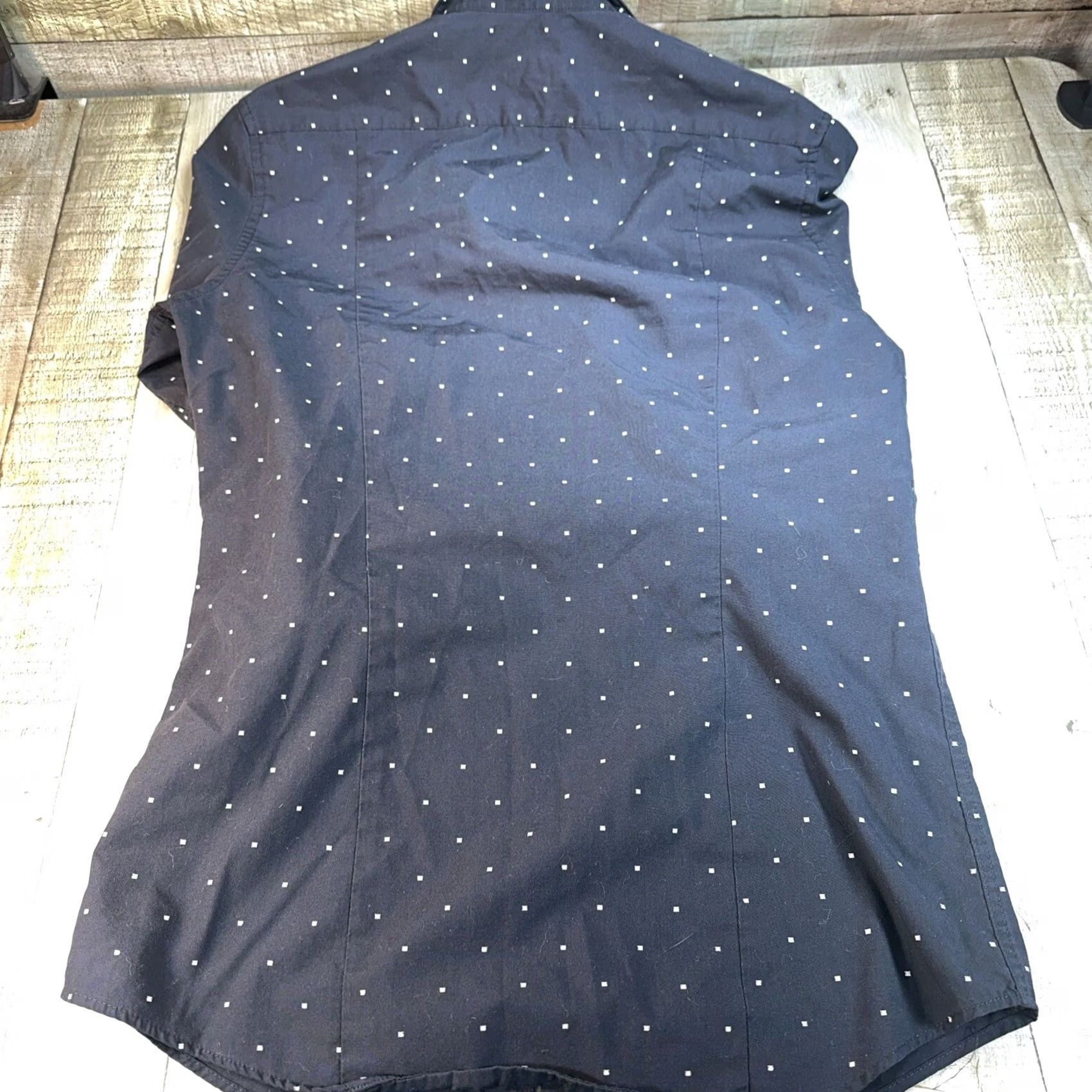 H&M H&M Men’s Button-Up Long Sleeve Shirt Small Black Shirt Mens XS? Size US S / EU 44-46 / 1 - 5 Thumbnail