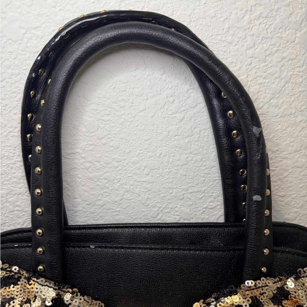 Designer Betsey Johnson Vintage Oh Bow! Leopard Sequin Black Satchel Size ONE SIZE - 5 Thumbnail