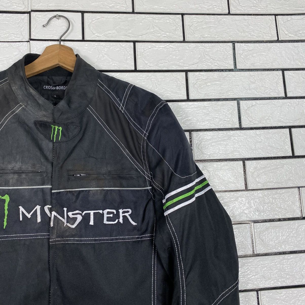 Japanese Brand Vintage Biker Jacket Cross Border Monster Energy Big Logo Size US L / EU 52-54 / 3 - 7 Thumbnail