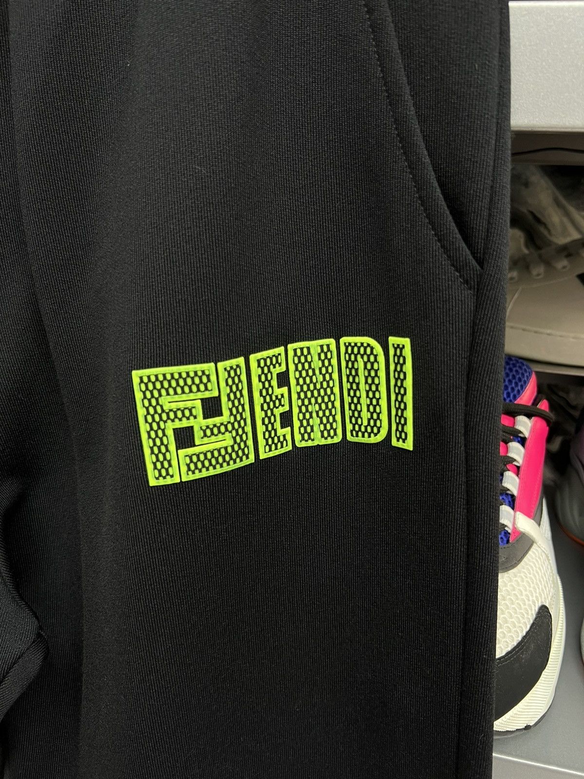 Fendi Fendi Neon Logo Sweatsuit Set Size US XL / EU 56 / 4 - 17 Thumbnail
