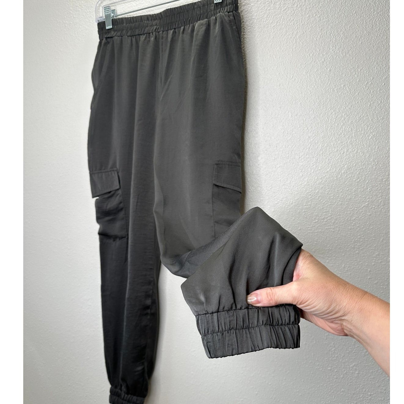 Other Sadie & Sage Gray Satin Utility Pocketed Elastic Jogger S Size 27" / US 4 / IT 40 - 4 Thumbnail