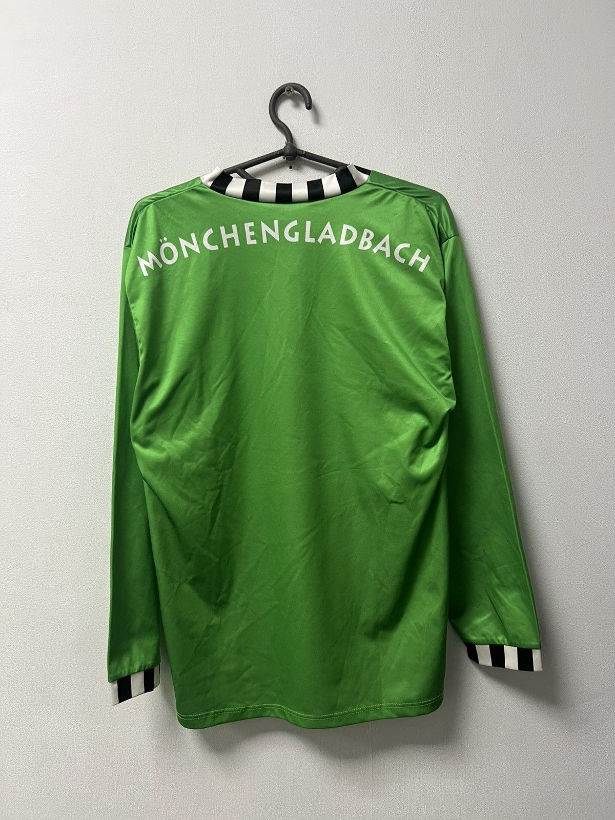 Asics 92/94 Borussia Mönchengladbach Asics Away Shirt Long Sleeve Size US M / EU 48-50 / 2 - 14 Thumbnail