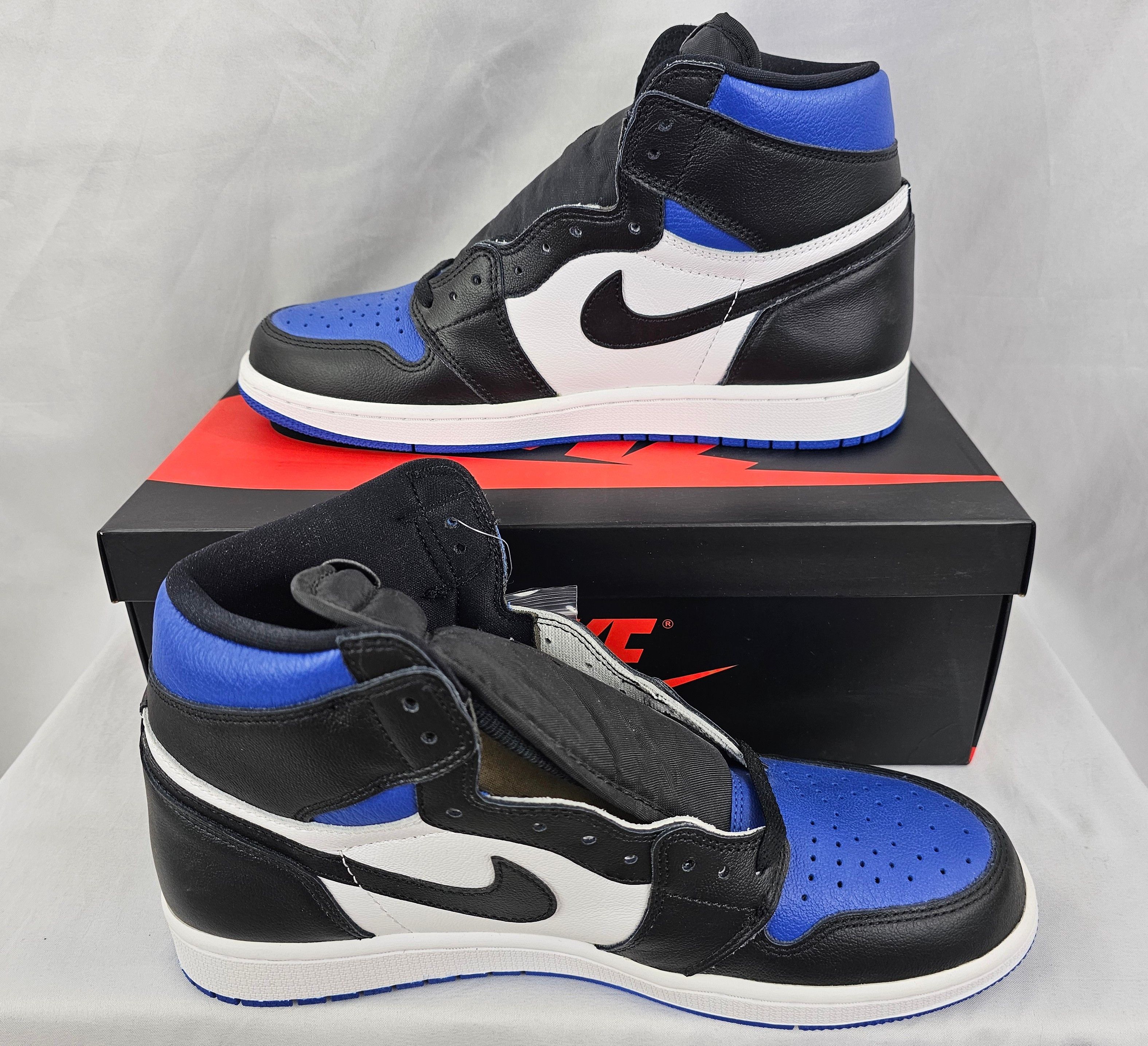Jordan Brand Nike Air Jordan 1 Retro High OG "Royal Toe" 2020 Men's NEW Size US 11 / EU 44 - 3 Thumbnail