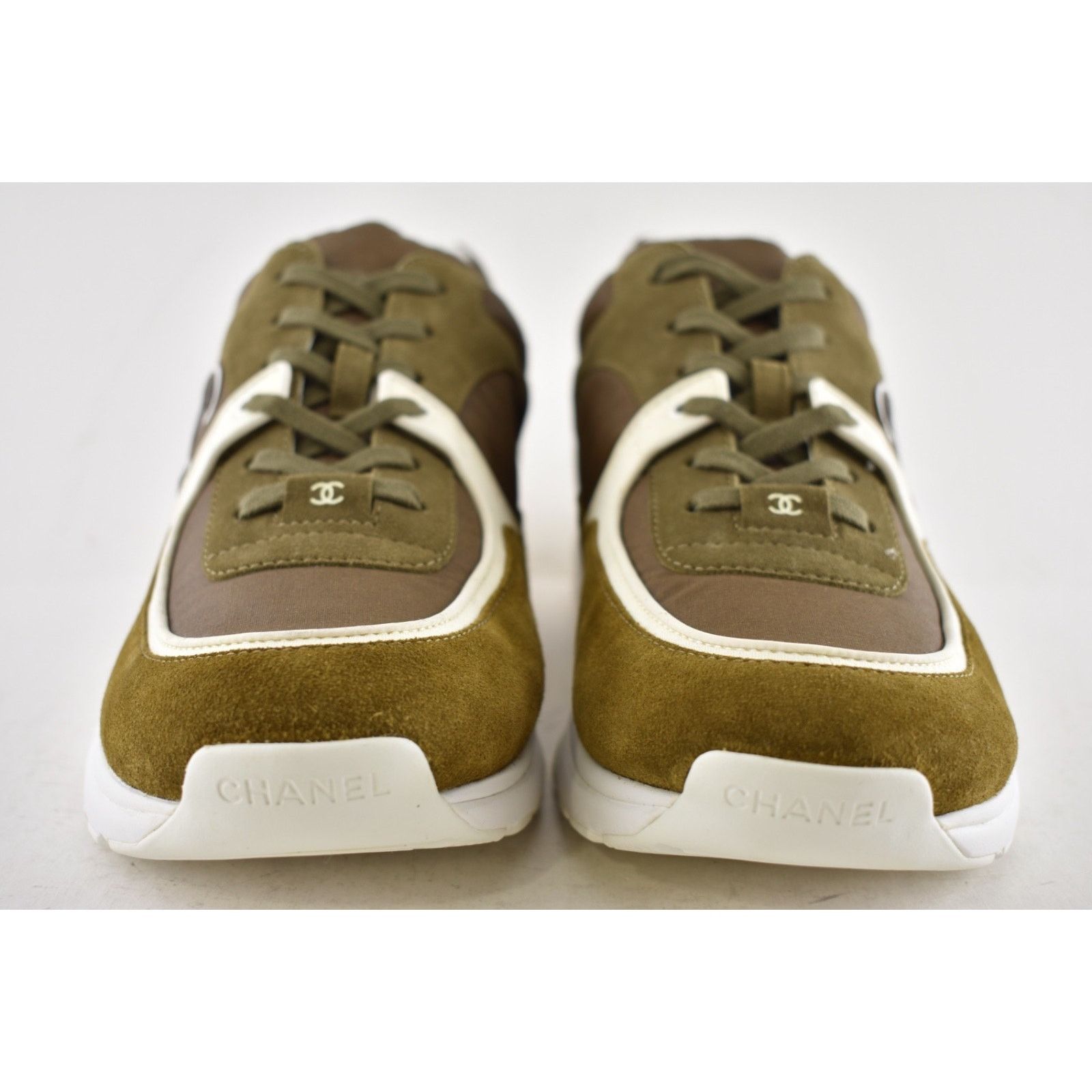 Chanel Chanel 20C Mens Brown Green White CC Logo Low Top Size US 11 / EU 44 - 7 Thumbnail
