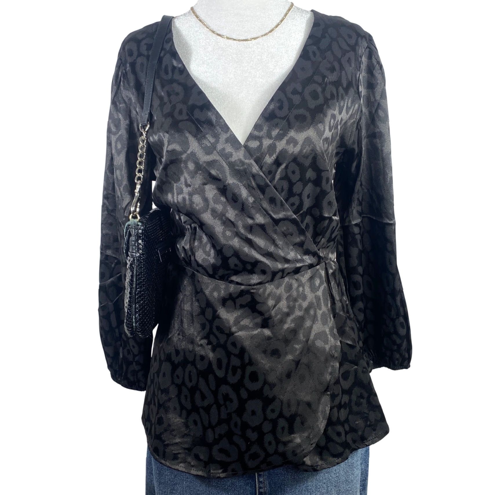 Vintage VINTAGE Jon & Anna Blouse Women's Small Black Wrap Style Satin Leopard Bow Long Sleeve V-Neck Balloon Sleeve Sl**-** Size S / US 4 / IT 40 - 2 Thumbnail