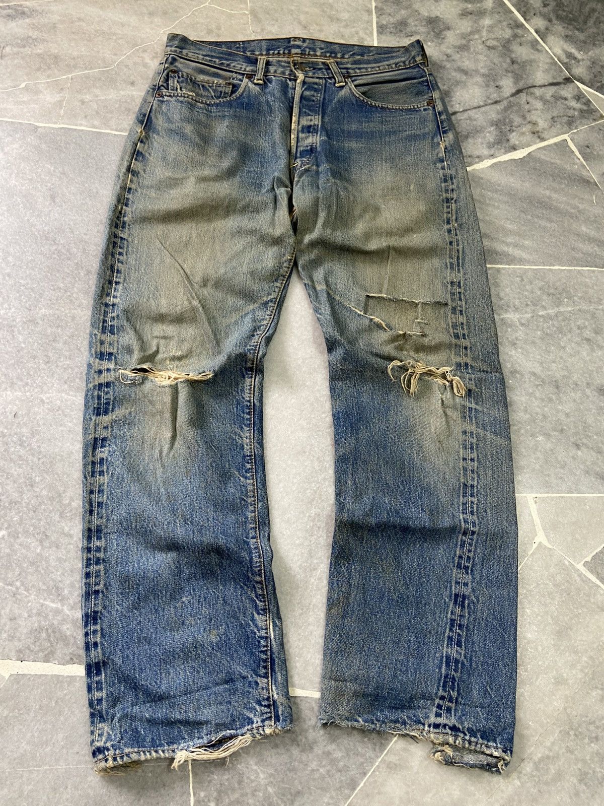 Levi's Vintage 60s 70s Levi’s 501 Big E Selvedge jeans Button No6 Size US 32 / EU 48 - 1 Thumbnail