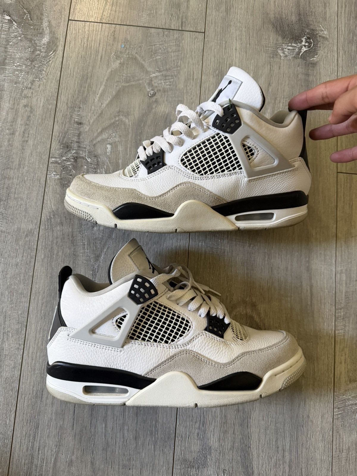 Jordan Brand Jordan 4 Military Black Size US 8.5 / EU 41-42 - 1 Thumbnail