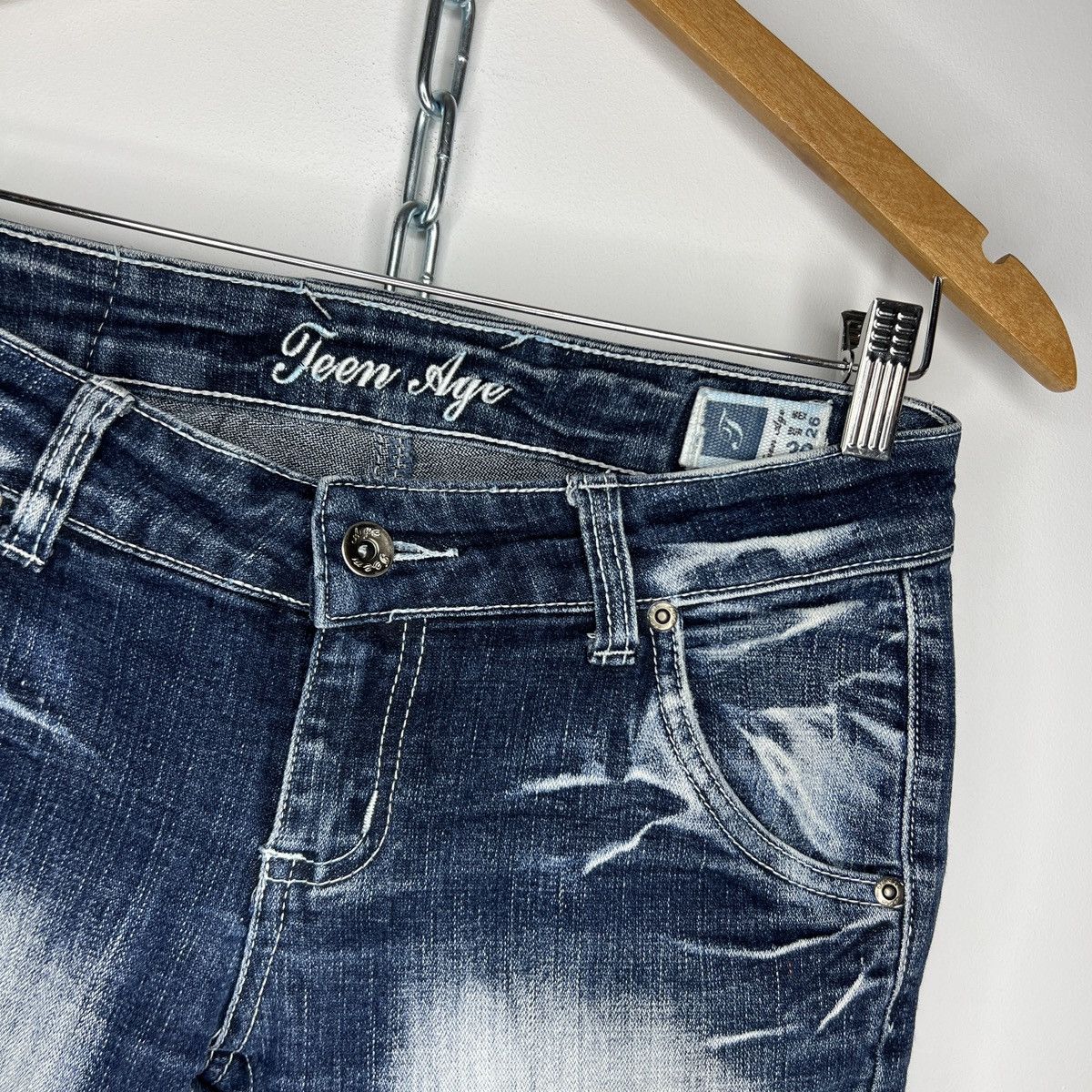 Japanese Brand Vintage Crazy Age Low Rise Bootcut Denim Jeans Baggy Tribal Size 26" / US 2 / IT 38 - 8 Thumbnail