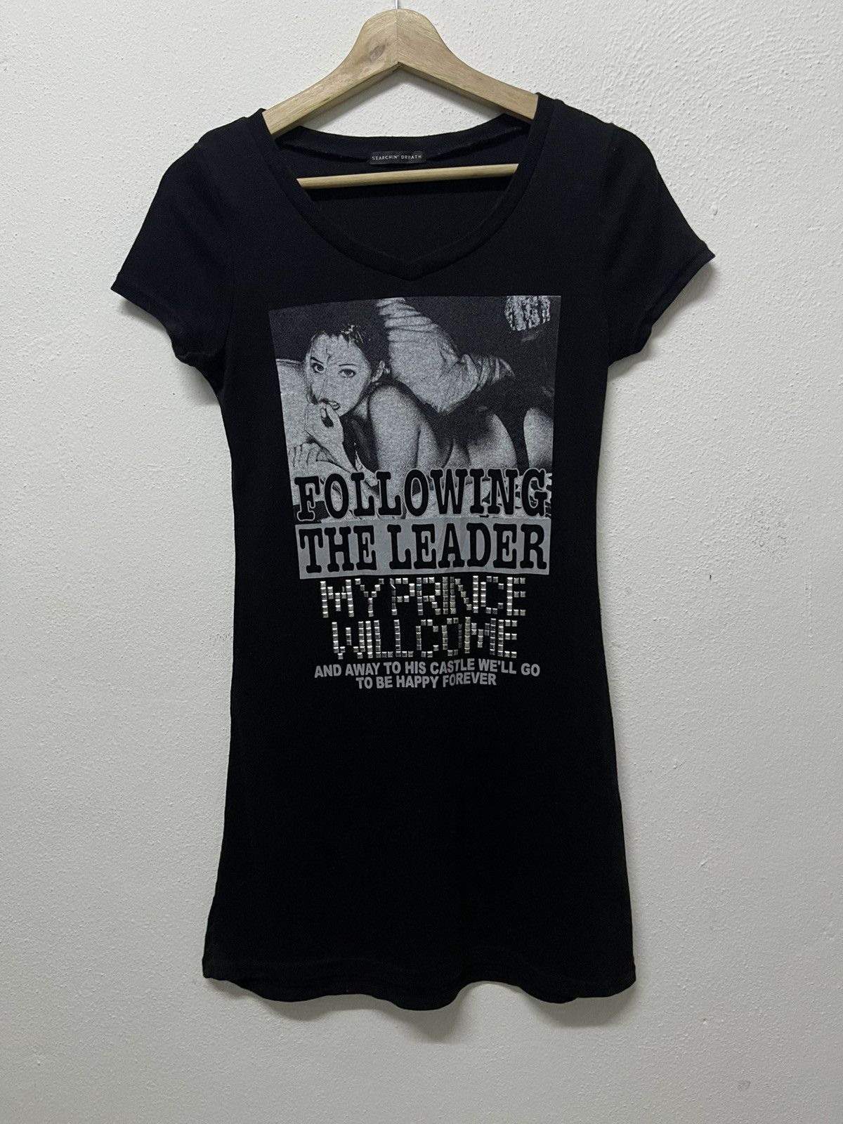 If Six Was Nine 2000s HYSTERIC GLAMOUR INSPIRED SEXY GRAPHIC V NECK TSHIRT Size M / US 6-8 / IT 42-44 - 1 Thumbnail