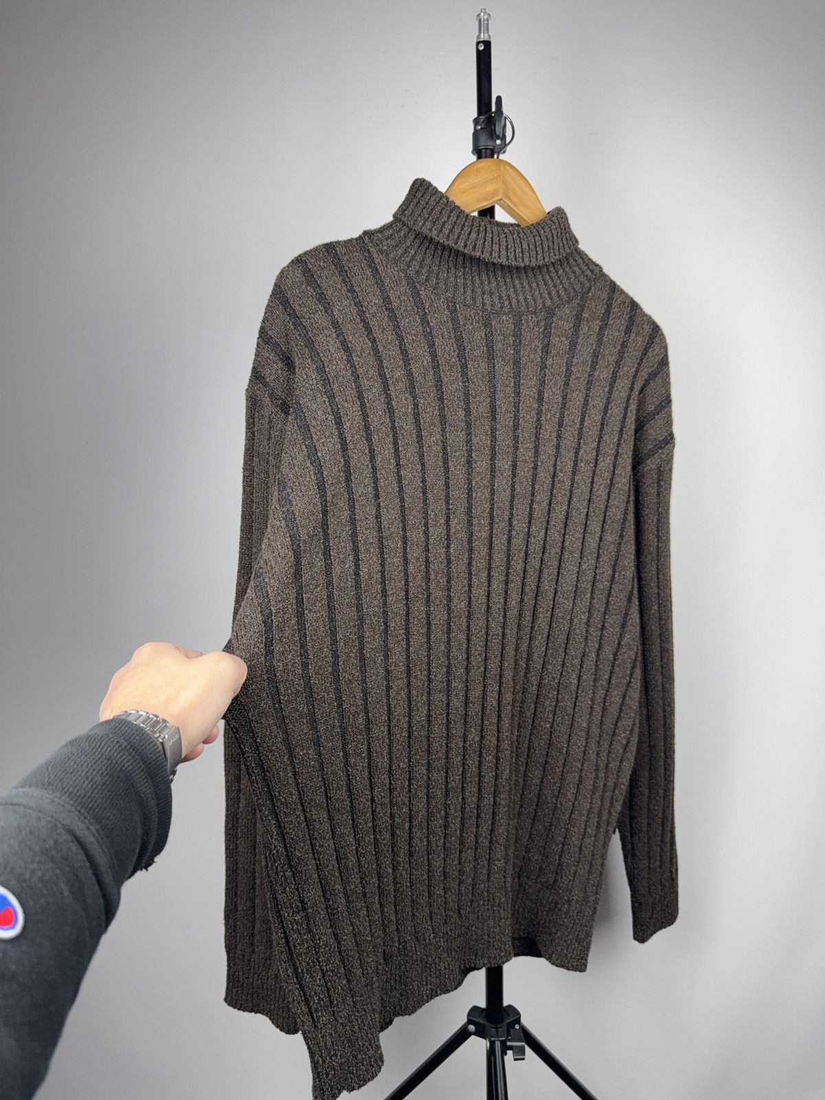 Hugo Boss Luxury Retro 00s Hugo Boss Ribbed Knit Sweater Made in Italy Size US L / EU 52-54 / 3 - 2 Thumbnail