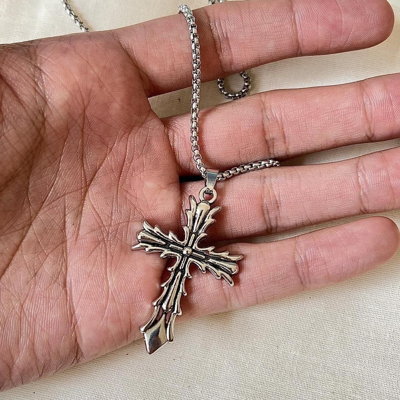 Japanese Brand gothic grunge silver cross pendant necklace Size ONE SIZE - 1 Thumbnail