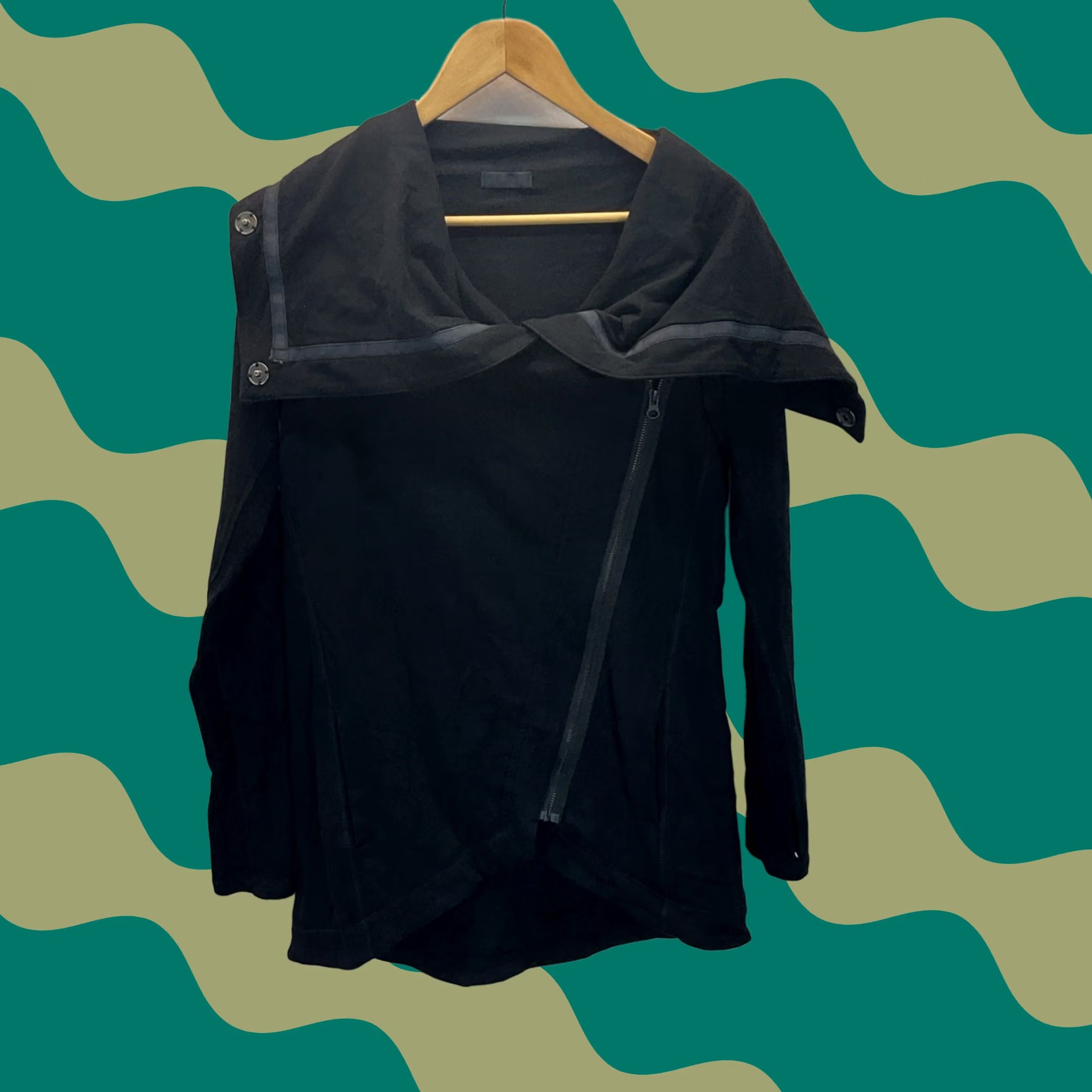 Lululemon Lululemon Method Wrap Jacket BLACK ZIP Size 6 Fall Cowl neck asymmetrical Fall Size M / US 6-8 / IT 42-44 - 1 Thumbnail