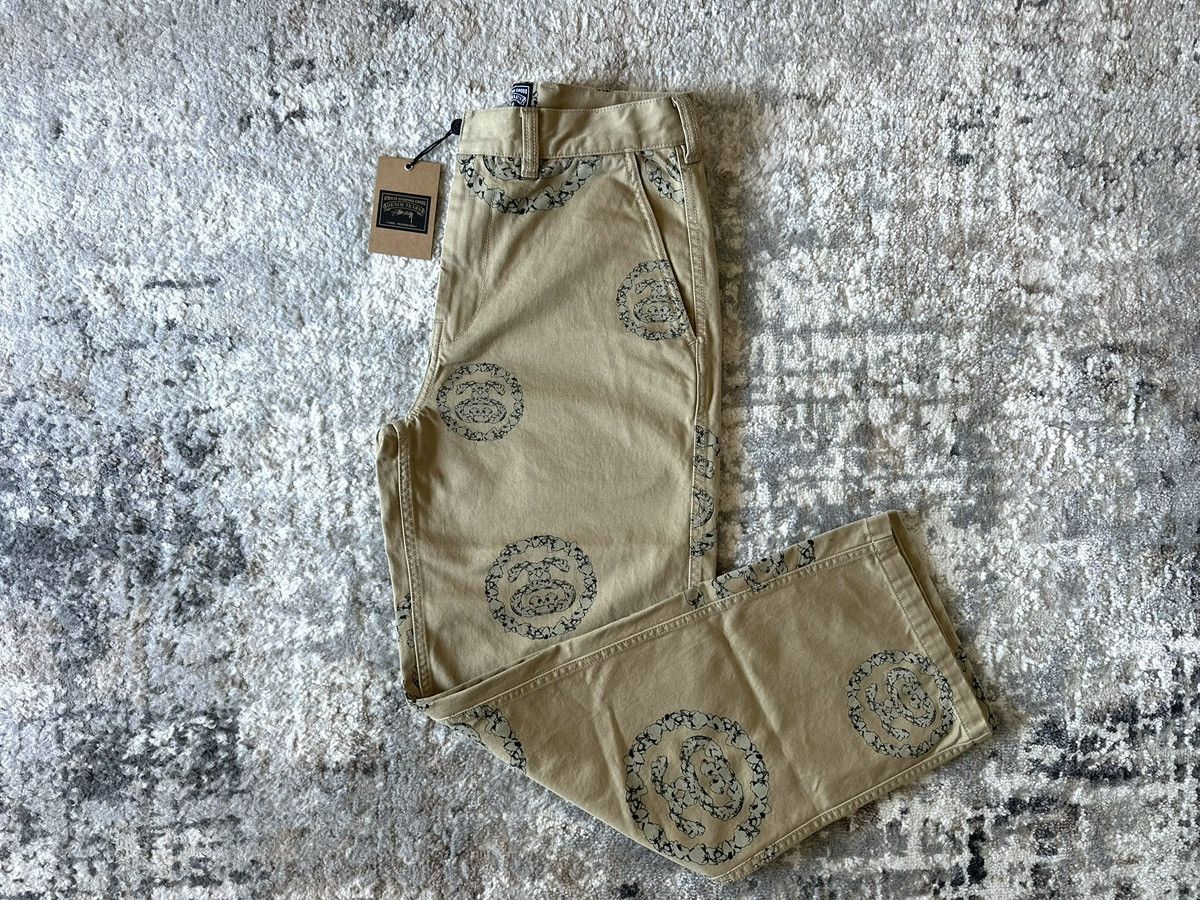 DENIM TEARS × Stussy Denim Tears x Stussy Double S Wreath Chino Pant Kaki SS25 Size US 28 / EU 44 - 20 Thumbnail